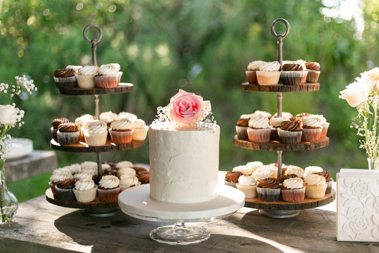 Simple Wedding Cake